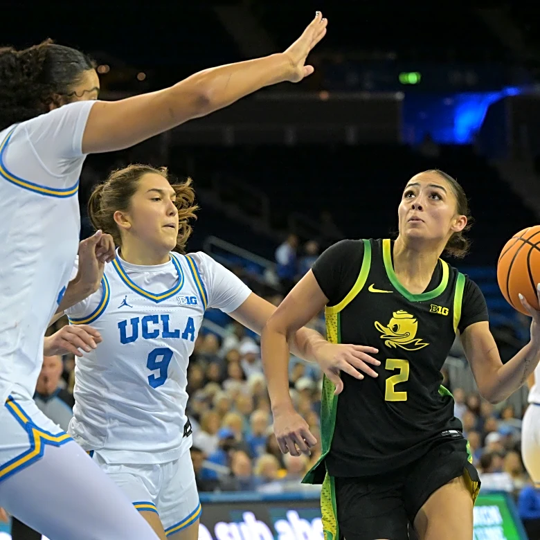 Oregon WBB loses to UCLA in LA, 80-59