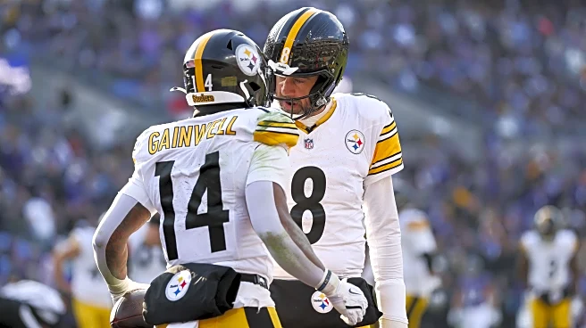 Steelers open as slim favorites over Dolphins in Week 15