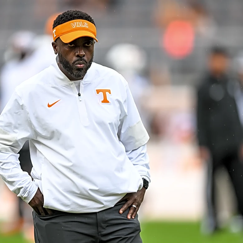 Tennessee fires defensive coordinator Tim Banks