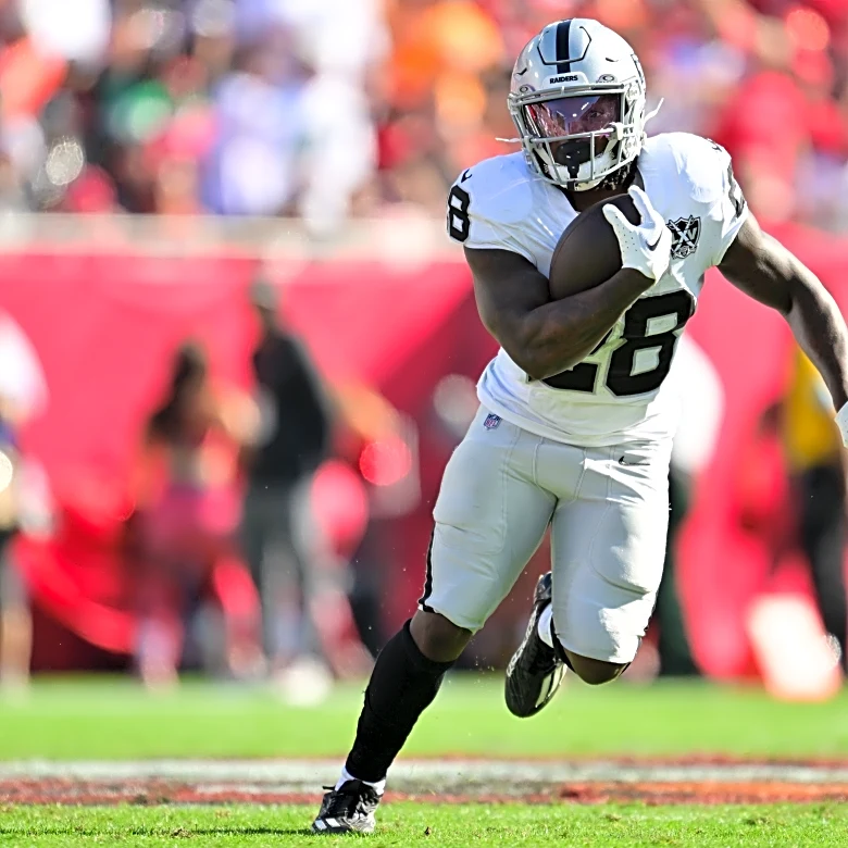 Broncos are expected to sign running back Sincere McCormick to their practice squad