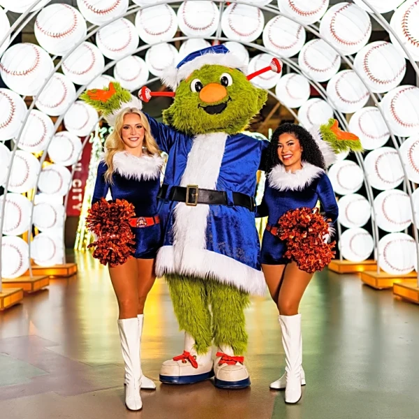 Astros Announce New 12 Days of Deals for Light Up the Park