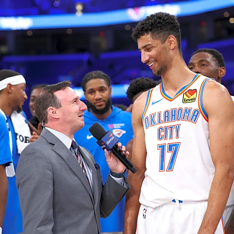 Warriors waive No. 52 pick Toohey, add Thunder wing