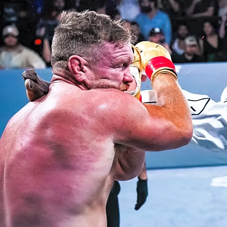 The ghost of Sam Alvey begs UFC fans to ‘lay off the ref’ behind Karate Combat snuff film — ‘I am proud of him’