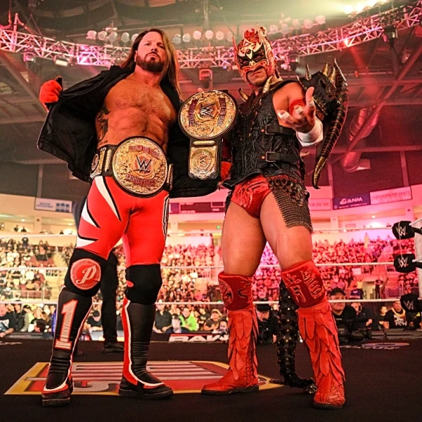 WWE Raw results, live discussion (Dec. 8, 2025): World tag team titles