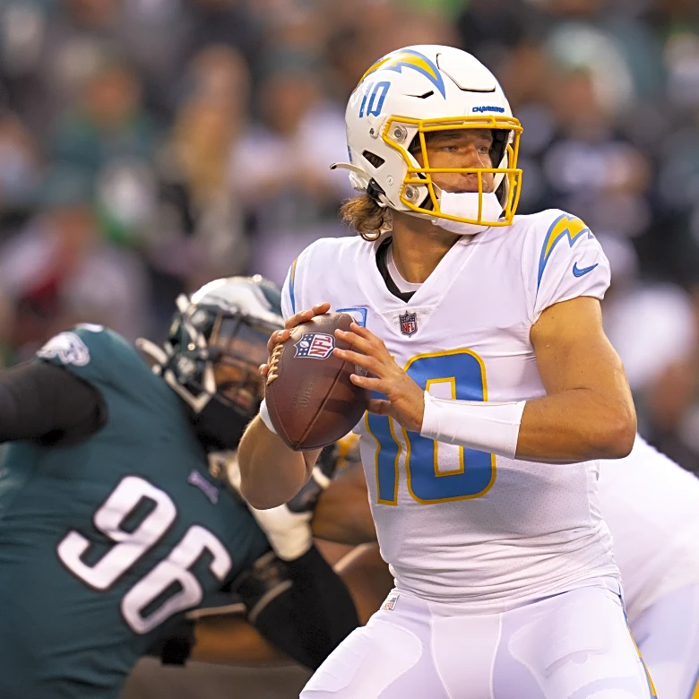 Monday Night Football, Week 14 Game Info: Eagles visit Chargers