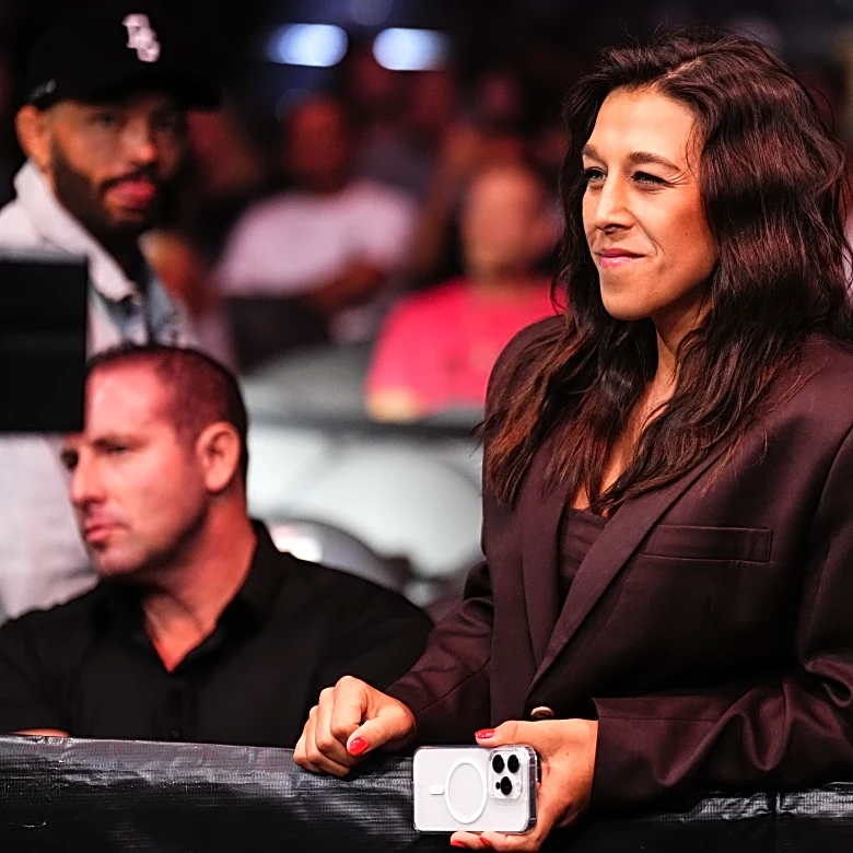 Joanna Jedrzejczyk releases statement after altercation with Jamahal Hill: ‘I do not deserve to be threatened’