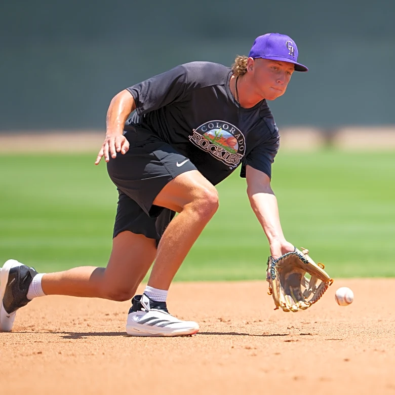 Purple Row After Dark: Who ya got?