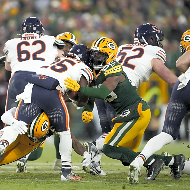 The Bear’s Den, December 9, 2025