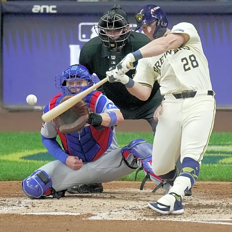 2025 MVBrewers #10: Andrew Vaughn