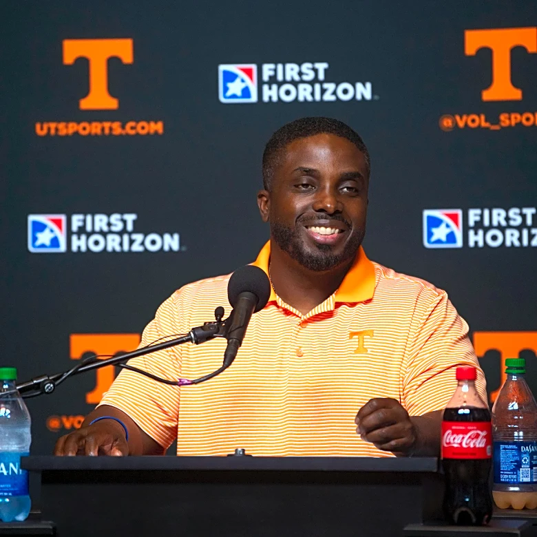 5 candidates to replace Tim Banks at defensive coordinator