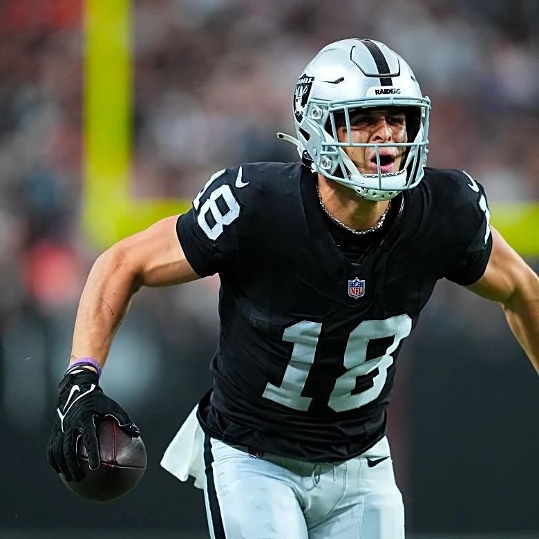 Jack Bech, Darien Porter, Caleb Rogers make presence felt