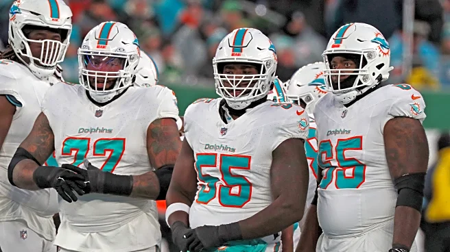 Dolphins’ Aaron Brewer has quietly become the NFL’s best center