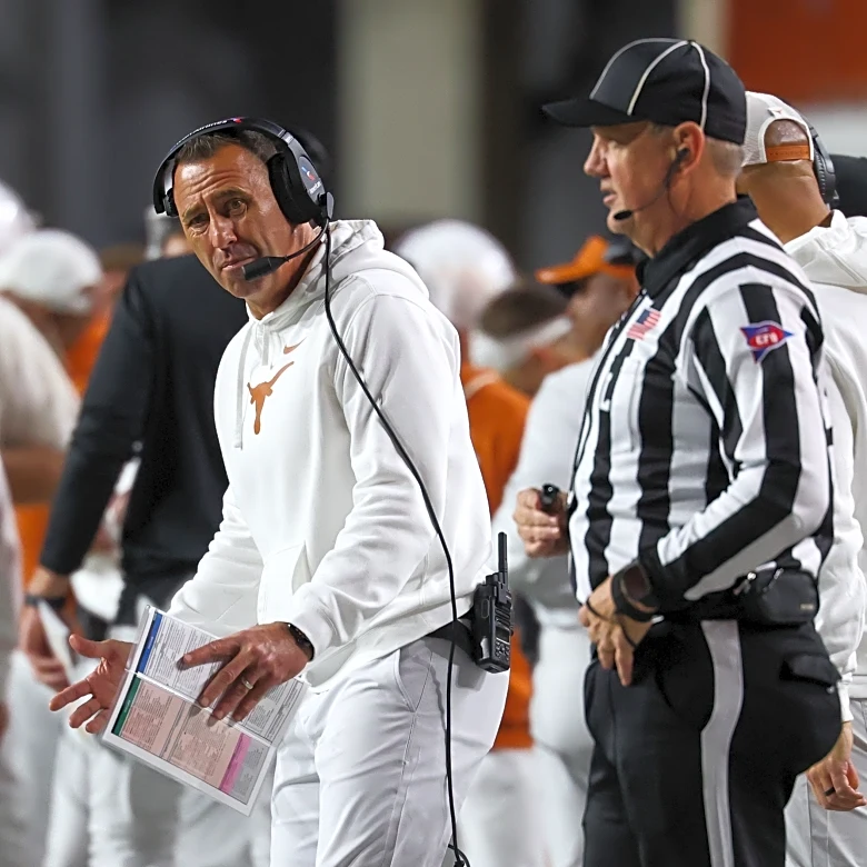 Roundtable: Texas finishes 2025 season strong, comes up short of CFP