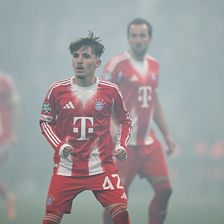 Bayern Munich will pay high price for pyrotechnic display against Sporting CP