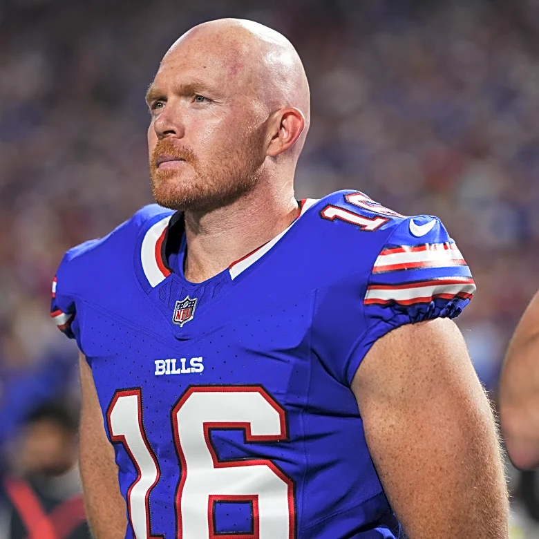 NY Giants make practice squad move as insurance for injured punter