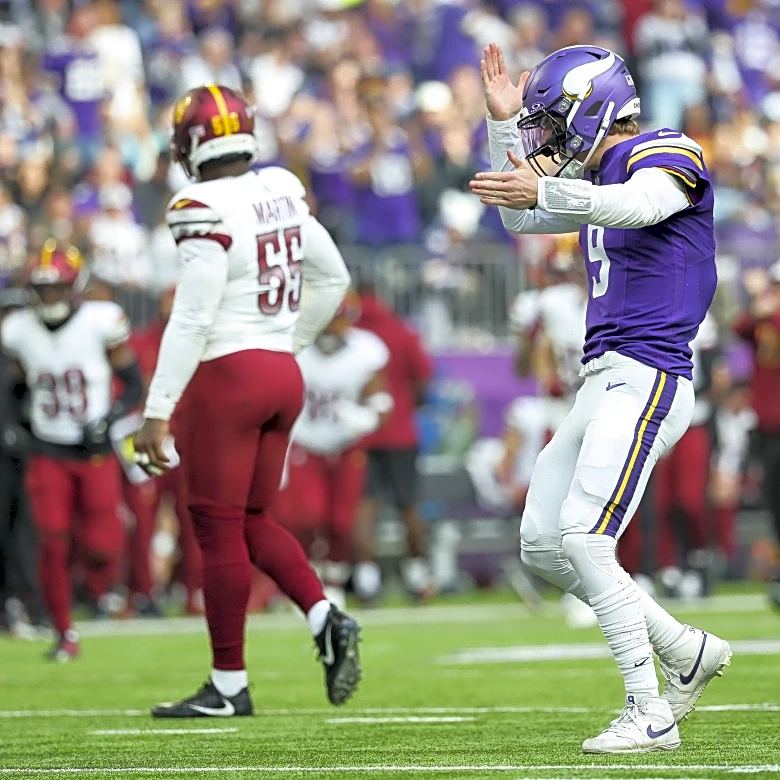Week 14 POSTGAME Roundtable: Vikings See Red, Down the Commies