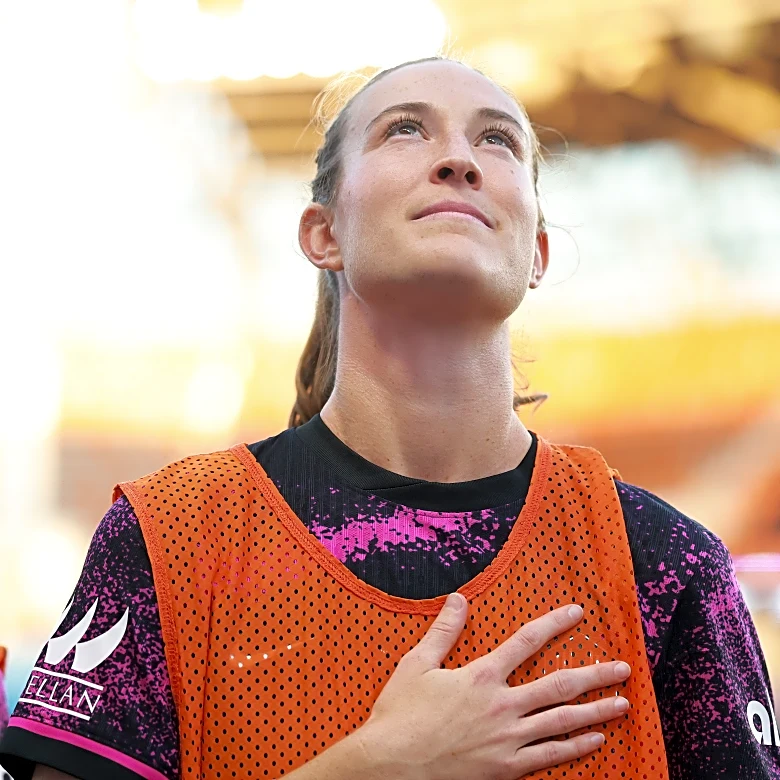 Houston Dash defender Katie Lind announces retirement from professional soccer