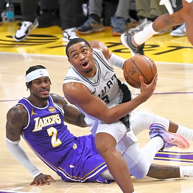 It’s time for NBA Cup Basketball: Spurs at Los Angeles Lakers