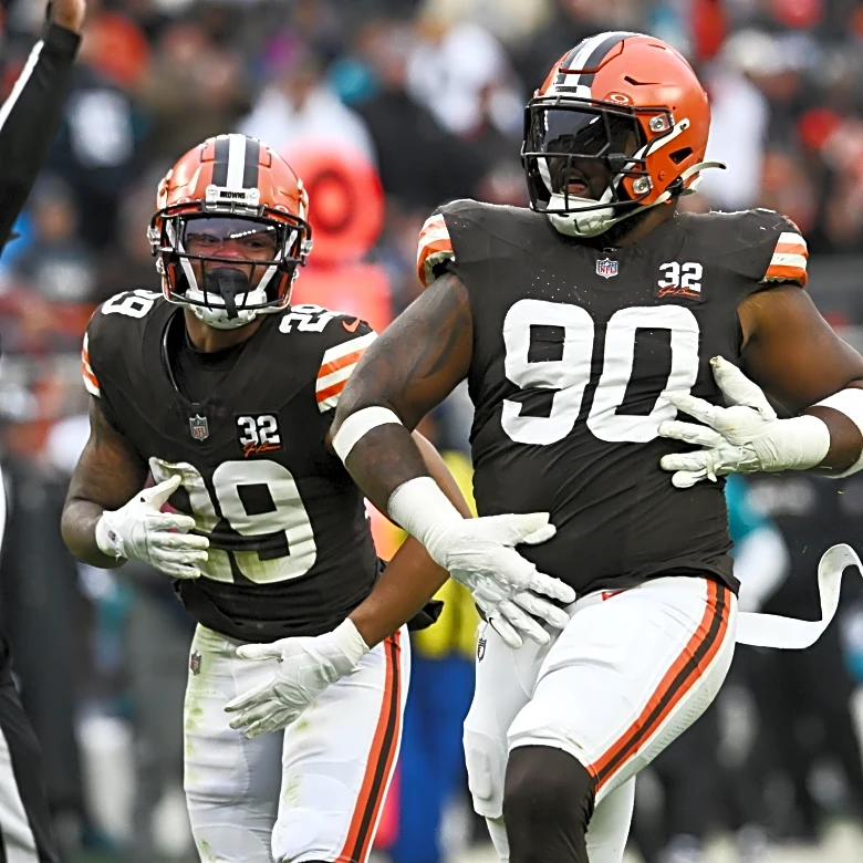 Daily Dawg Chow 12/11; Browns make a bevy of roster moves on Wednesday
