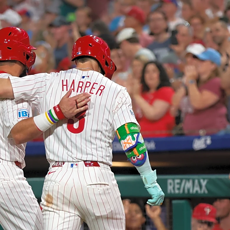 Should Kyle Schwarber bat in front of or behind Bryce Harper?