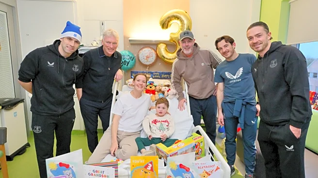 Everton spread Christmas cheer at Alder Hey Hospital
