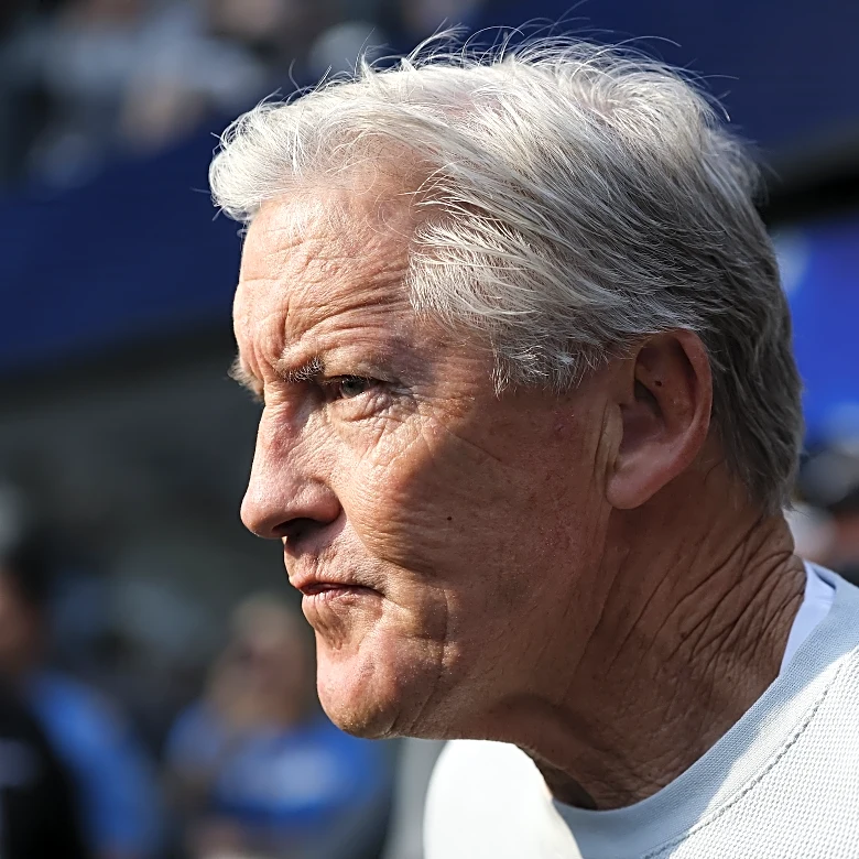 Las Vegas Raiders flounder into final quarter of season