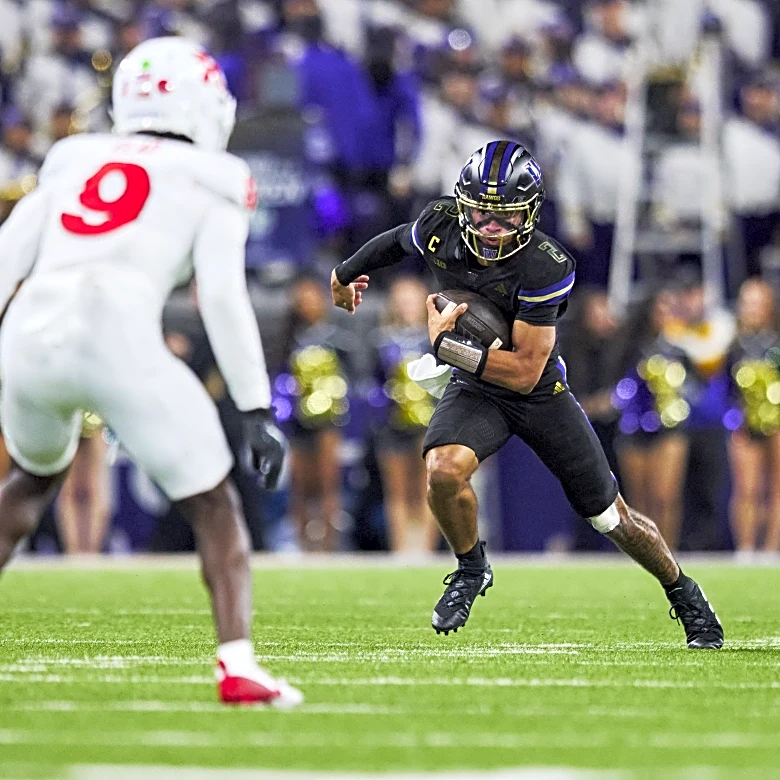 Two Rutgers Football Players Named Finalists for the 2025 Jon Cornish Trophy