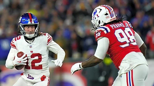 NY Giants’ punter suffered knee injury on field goal snafu vs. Patriots