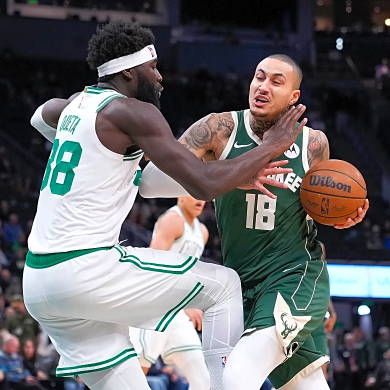 Celtics go cold in 2nd half, lose 116-101 to Bucks