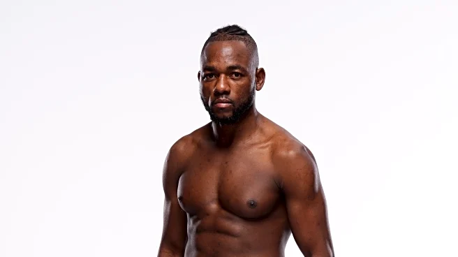 Starboob? Fight fans gawk and steroid accusations fly over Manel Kape’s growing breast | UFC Vegas 112