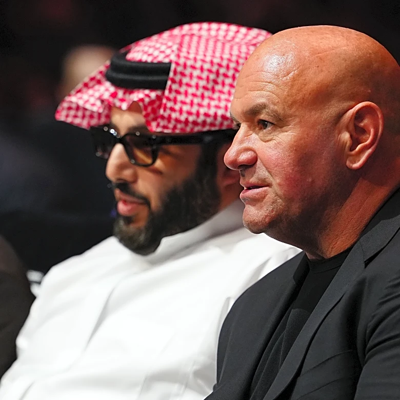 Oscar De La Hoya blasts Zuffa Boxing’s January debut: ‘Where are you finding top level talent no one knows about?’