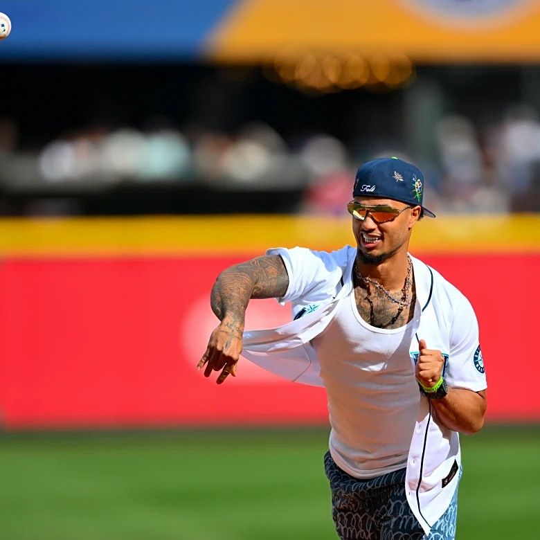 Mariners Moose Tracks, 12/12/25: Jaxon Smith-Njigba, Framber Valdez, and Pete Alonso