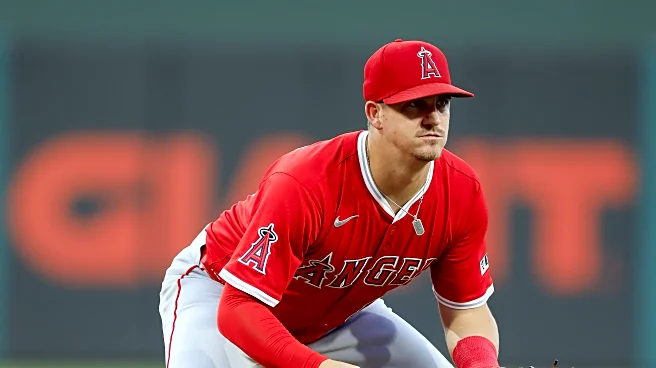 Royals sign infielder Kevin Newman to a minor league deal