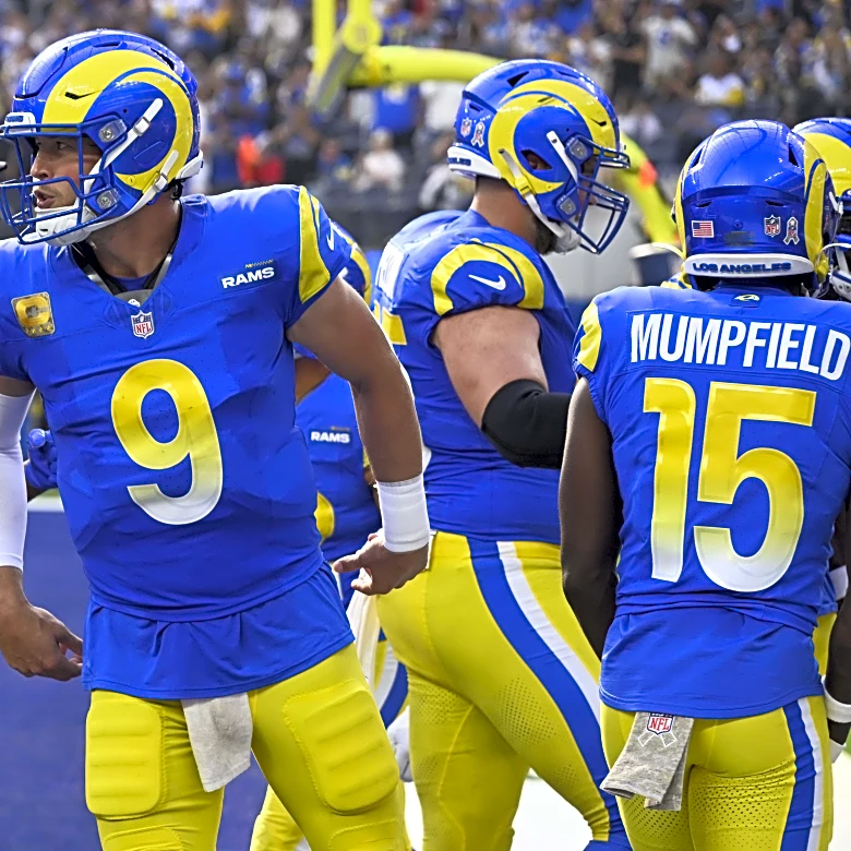 Stafford can do something Manning, Marino never did