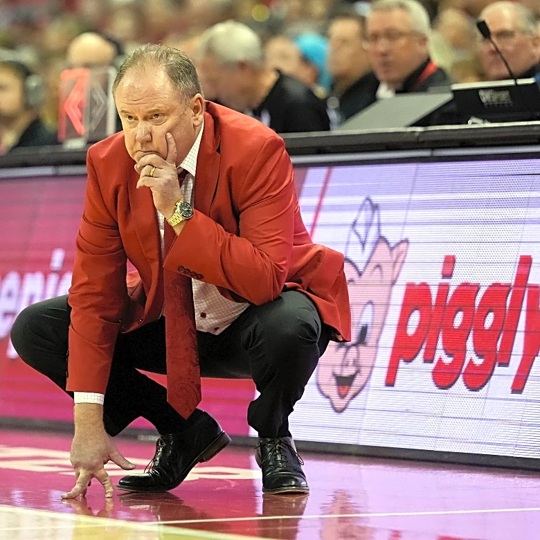 Everything Greg Gard said after blowout loss to Nebraska