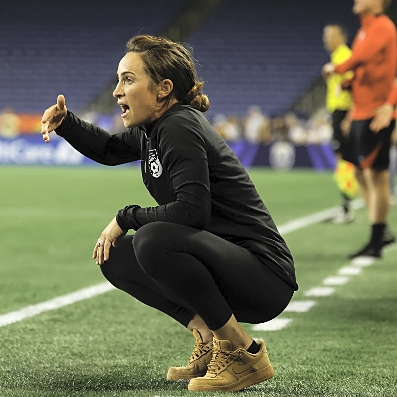 Assistant coach Ella Masar parts ways with Chicago Stars