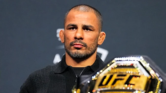 Alexandre Pantoja posts incredible workout video just one week after suffering gruesome arm injury at UFC 323