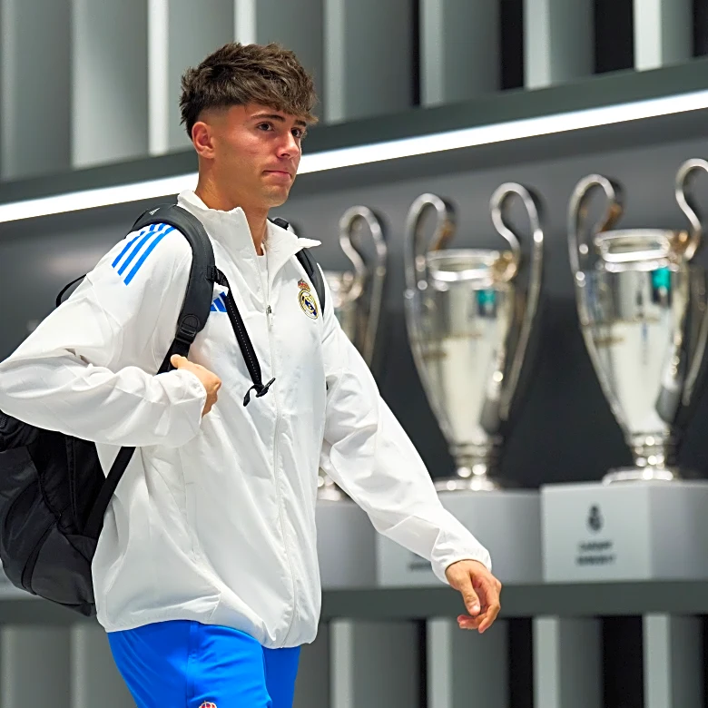 Victor Valdepeñas could start for Real Madrid vs Alaves – report