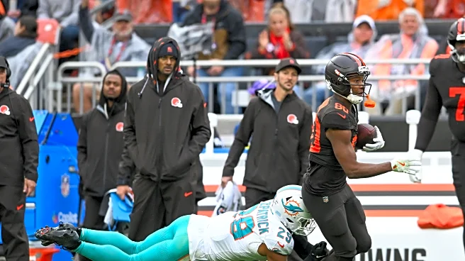 Browns roster moves: Waive ‘24 draft pick, elevate 2, rule another OL out Saturday