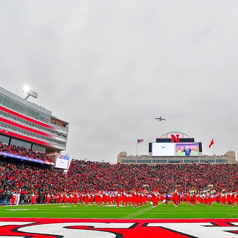 Big Ten Football Bowl Season: Non-CFP Odds, Picks and Predictions