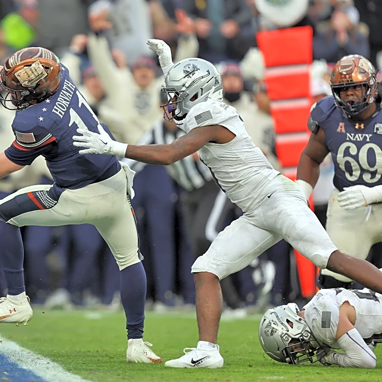 Navy takes down Army 17-16 to secure CIC Trophy