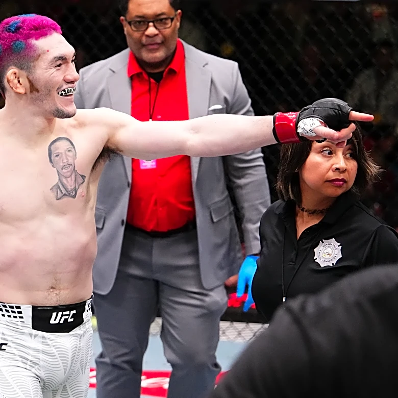 UFC Vegas 112 video: Melquizael Costa crushes Morgan Charriere with brutal head kick knockout