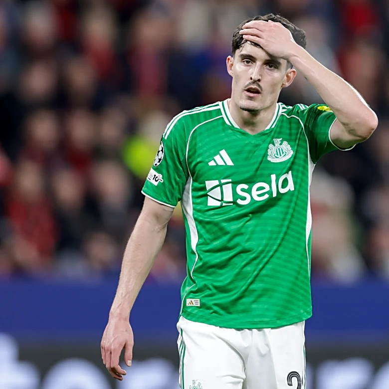 Newcastle’s Tino Livramento Makes Contract Decision Amid City Interest