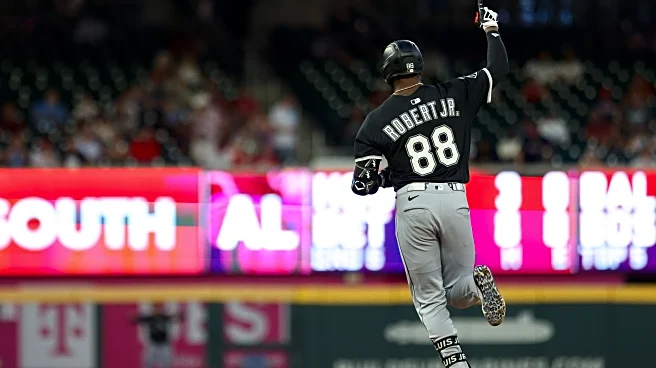 MLB Roundup: Jorge Polanco to Mets, Luis Robert in demand