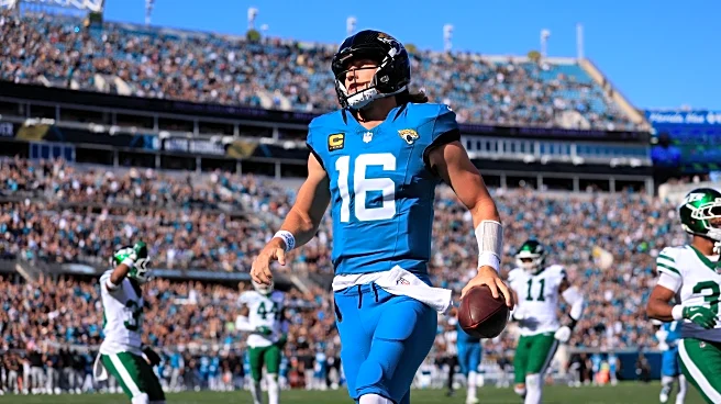 Lawrence shines as Jaguars destroy Jets at EverBank