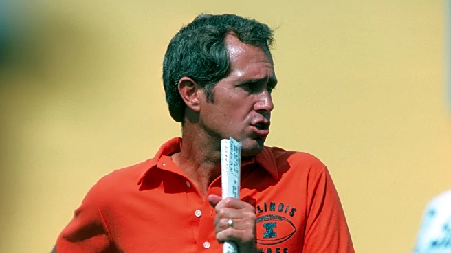 Former Illinois head coach Mike White dies at 89
