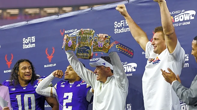 Monday Dots: Huskies Trounce, Will Fisch Bounce?