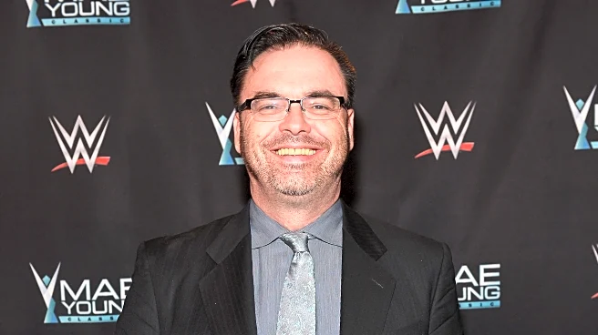 Who is commentating Jake vs. Joshua? Broadcast team, on-air talent announced for Netflix boxing event