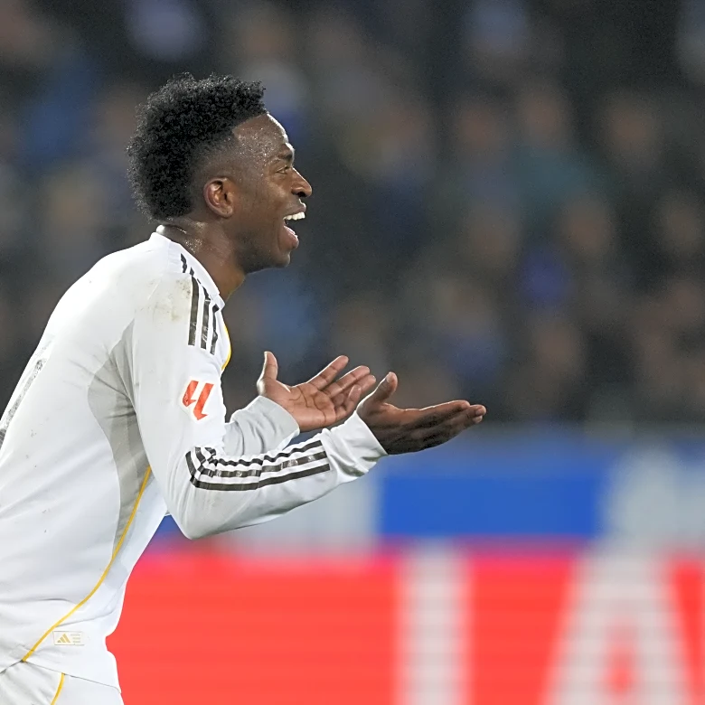 Vinicius: “He didn’t call it because it was me, a clear penalty.”