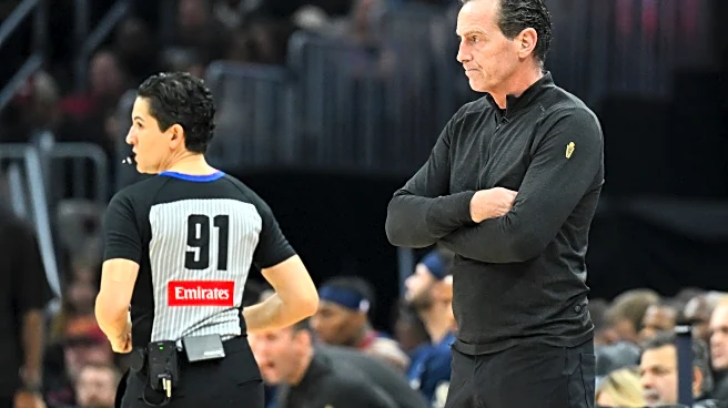 Kenny Atkinson wanted Cavs to foul while up three in loss to Hornets
